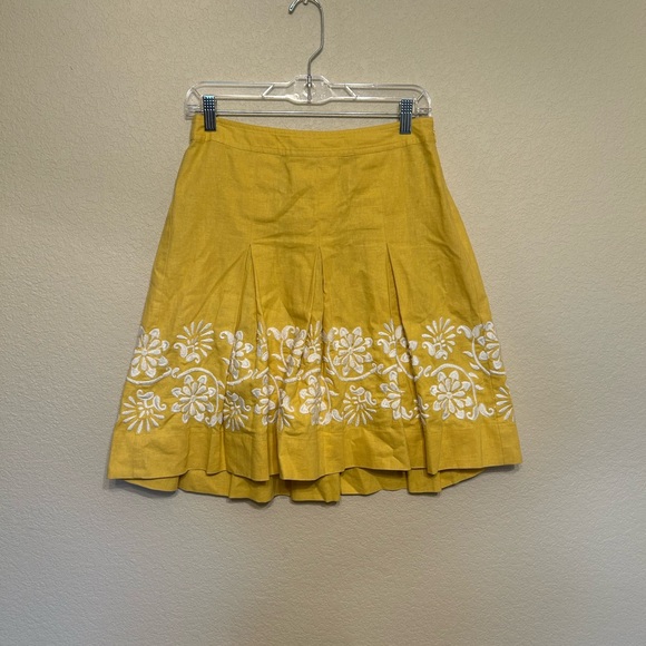Ann Taylor Yellow Linen Floral Embroidered Skirt